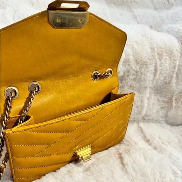 Chanel Chevron Gabrielle Flap Bag - Picture 4 of 15